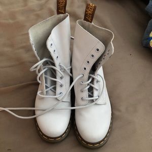 Like New Doc Marten 8 Eye Boots